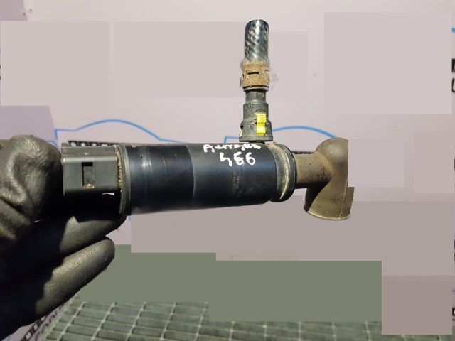 bontott OPEL ANTARA Első Ablakmosó Szivattyú