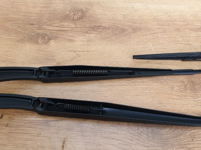 bontott OPEL ANTARA Első Ablaktörlő Kar