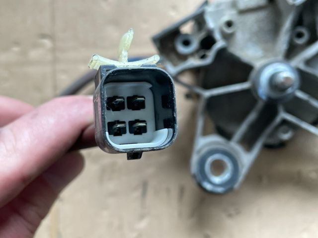 bontott OPEL ANTARA Első Ablaktörlő Motor