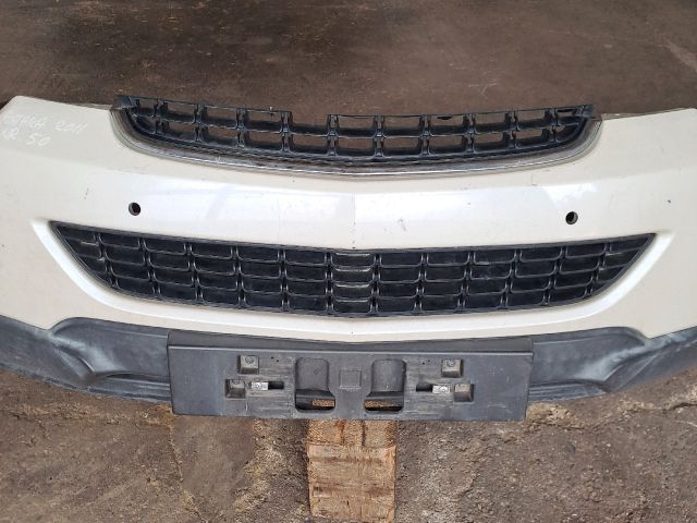 bontott OPEL ANTARA Első Lökhárító (Részeivel)