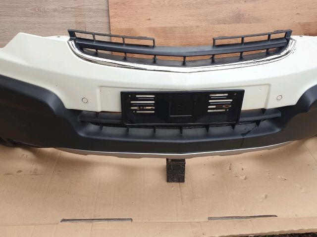 bontott OPEL ANTARA Első Lökhárító (Részeivel)