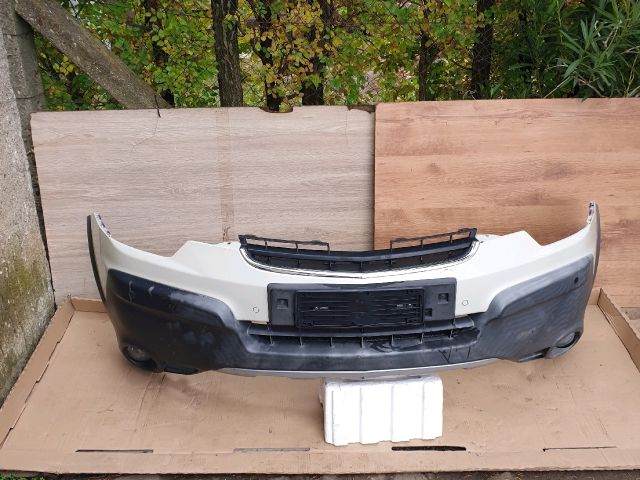 bontott OPEL ANTARA Első Lökhárító (Részeivel)