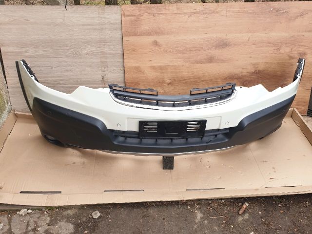 bontott OPEL ANTARA Első Lökhárító (Részeivel)