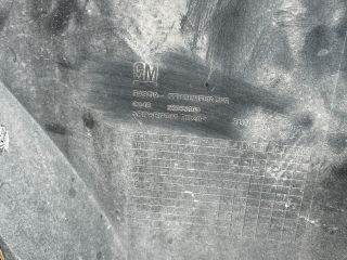 bontott OPEL ANTARA Első Lökhárító (Üresen)