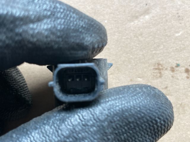 bontott OPEL ANTARA Első Tolatóradar Fej