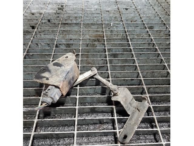 bontott OPEL ANTARA Első Xenon Szintszabályzó Jeladó