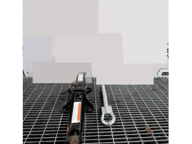 bontott OPEL ANTARA Emelő