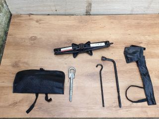 bontott OPEL ANTARA Emelő