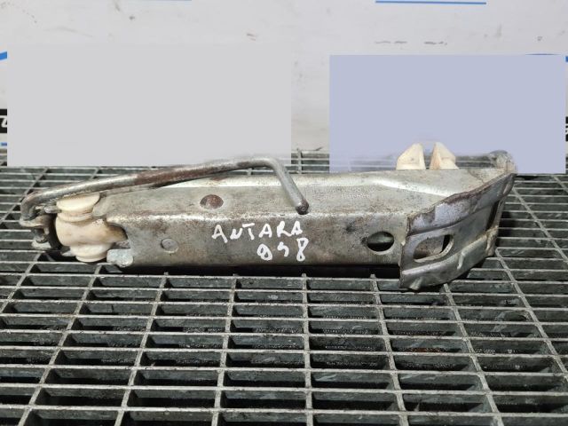 bontott OPEL ANTARA Emelő