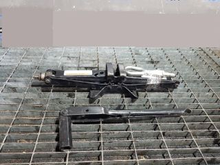 bontott OPEL ANTARA Emelő