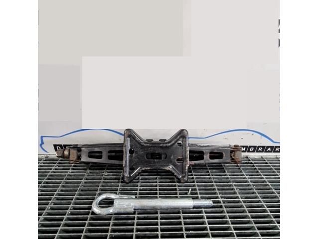 bontott OPEL ANTARA Emelő