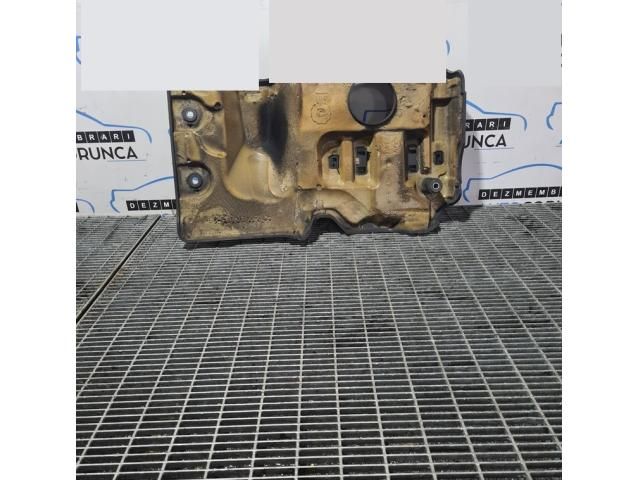 bontott OPEL ANTARA Felső Hűtőburkolat