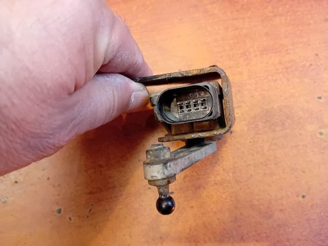 bontott OPEL ANTARA Fényszórómagasság Állító Motor (Pozíciófüggetlen)