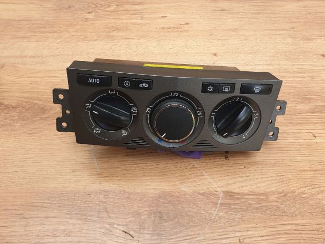 bontott OPEL ANTARA Fűtéskapcsoló (digit klímás)