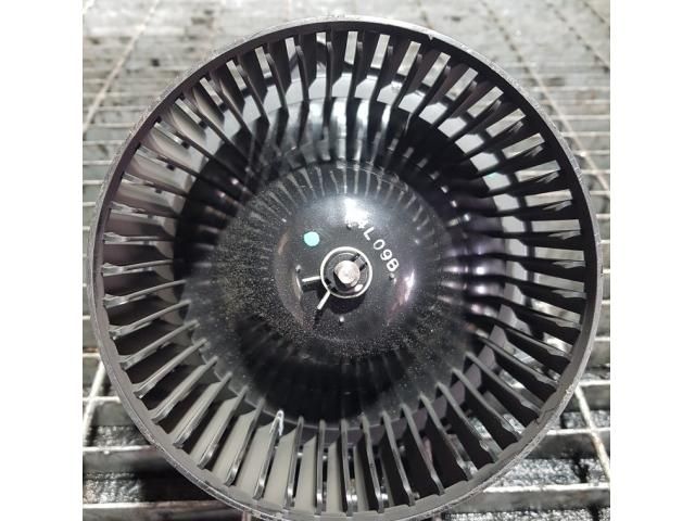 bontott OPEL ANTARA Fűtőmotor (Klímás)