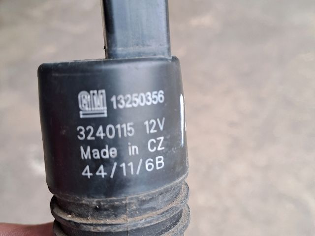 bontott OPEL ANTARA Hátsó Ablakmosó Szivattyú