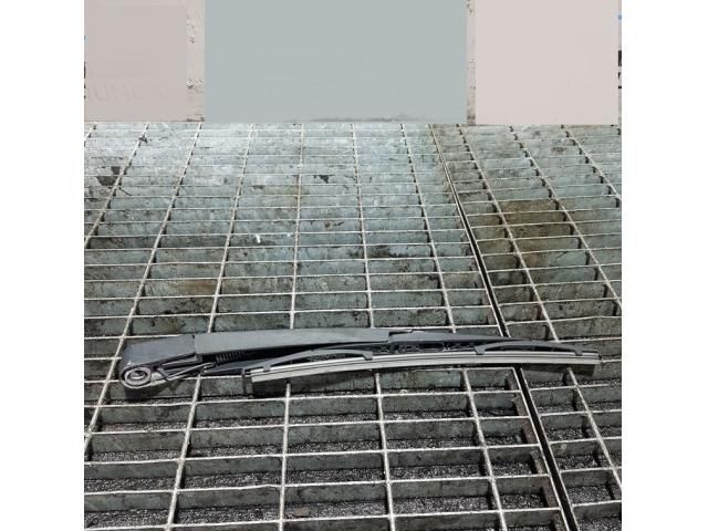 bontott OPEL ANTARA Hátsó Ablaktörlő Kar