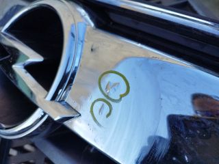 bontott OPEL ANTARA Hűtőrács