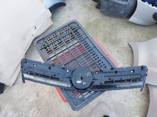 bontott OPEL ANTARA Hűtőrács