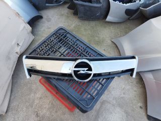 bontott OPEL ANTARA Hűtőrács