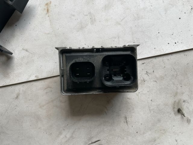 bontott OPEL ANTARA Izzító Relé