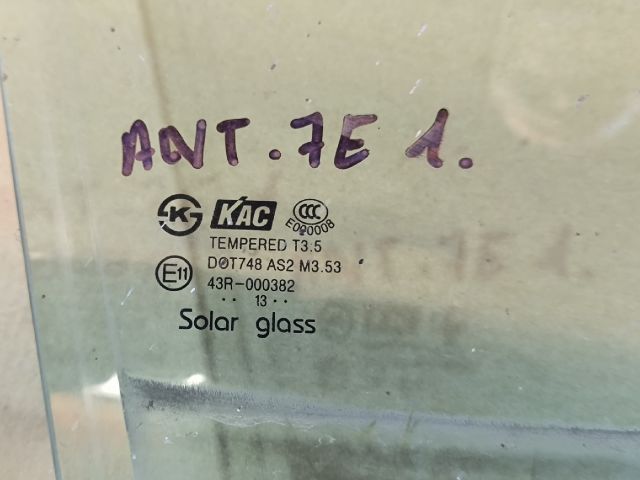 bontott OPEL ANTARA Jobb első Ablak