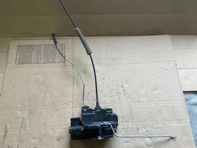 bontott OPEL ANTARA Jobb első Ajtózár