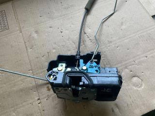 bontott OPEL ANTARA Jobb első Ajtózár