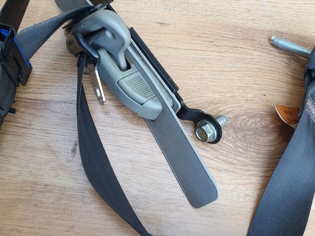 bontott OPEL ANTARA Jobb első Biztonsági Öv