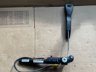 bontott OPEL ANTARA Jobb első Övfeszítő