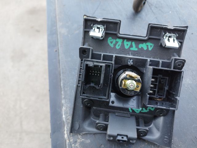 bontott OPEL ANTARA Jobb első Ülésfűtés Kapcsoló