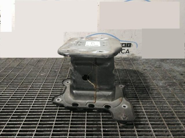 bontott OPEL ANTARA Jobb első Ütközéscsillapító