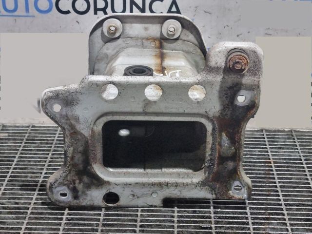 bontott OPEL ANTARA Jobb első Ütközéscsillapító