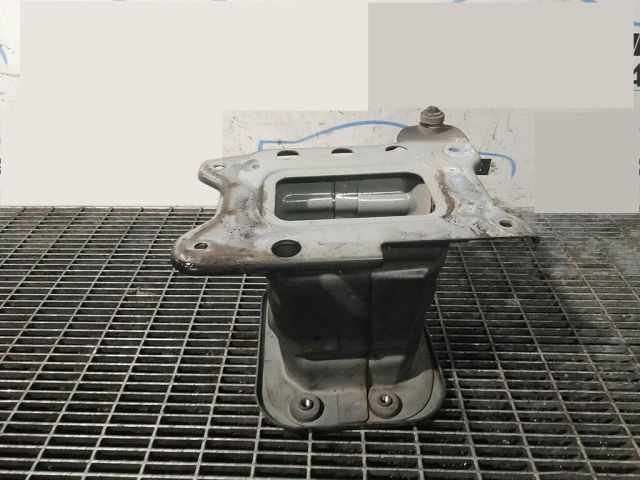 bontott OPEL ANTARA Jobb első Ütközéscsillapító