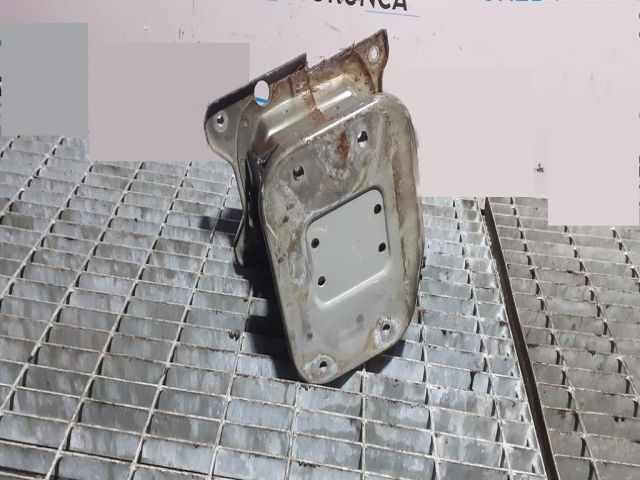 bontott OPEL ANTARA Jobb első Ütközéscsillapító