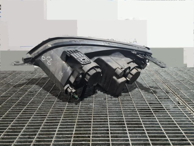 bontott OPEL ANTARA Jobb Fényszóró