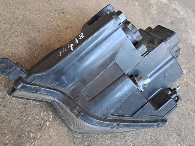 bontott OPEL ANTARA Jobb Fényszóró