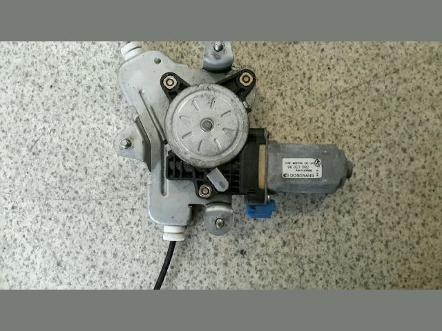 bontott OPEL ANTARA Jobb hátsó Ablakemelő Szerkezet (Elektromos)