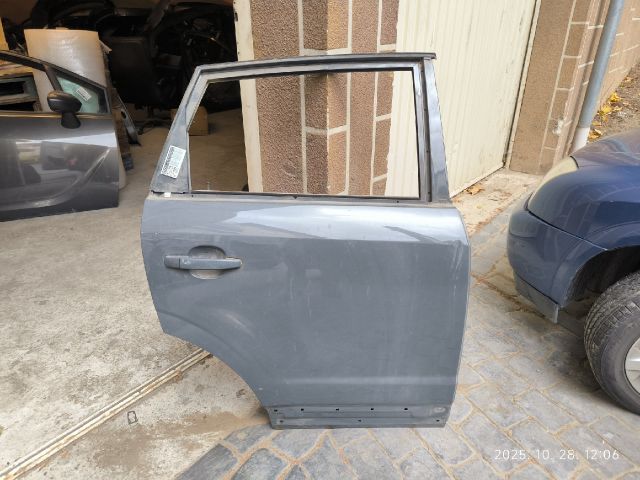 bontott OPEL ANTARA Jobb hátsó Ajtó (Üres lemez)