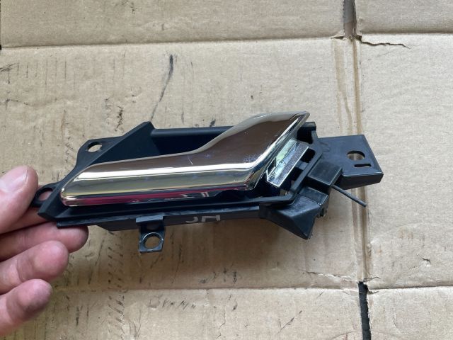 bontott OPEL ANTARA Jobb hátsó Belső Kilincs