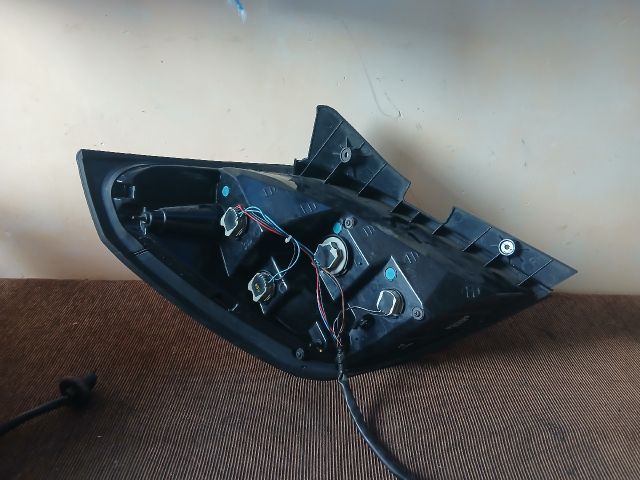 bontott OPEL ANTARA Jobb Hátsó Lámpa