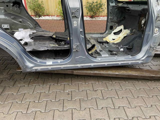 bontott OPEL ANTARA Jobb Küszöb