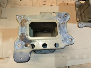 bontott OPEL ANTARA Jobb Lökhárító Tartó Nyúlványvég