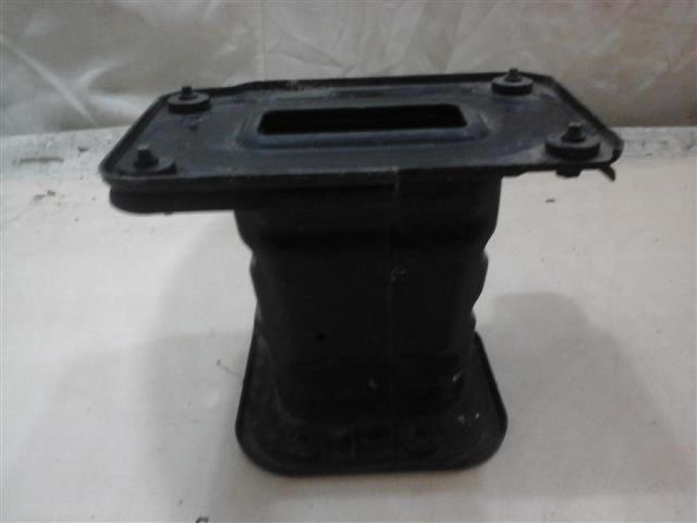 bontott OPEL ANTARA Jobb Lökhárító Tartó Nyúlványvég