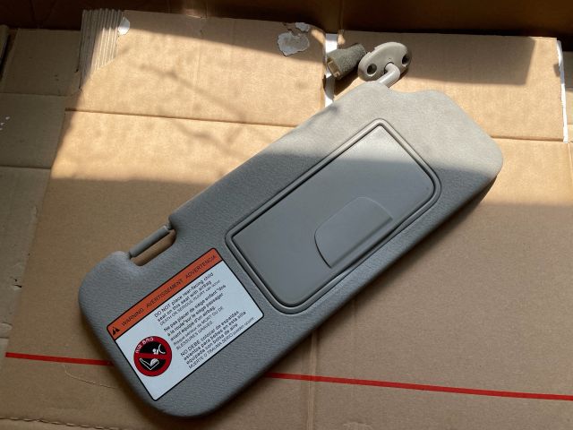 bontott OPEL ANTARA Jobb Napellenző