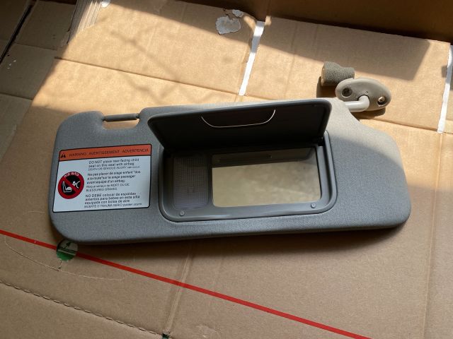 bontott OPEL ANTARA Jobb Napellenző