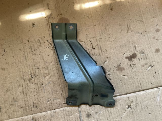 bontott OPEL ANTARA Jobb Sárvédő Oldaltartó