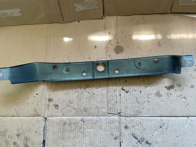 bontott OPEL ANTARA Jobb Sárvédő Oldaltartó