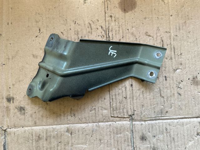 bontott OPEL ANTARA Jobb Sárvédő Oldaltartó