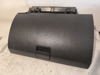 bontott OPEL ANTARA Kesztyűtartó